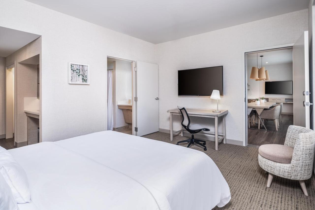 Element San Jose Airport Hotel Bagian luar foto