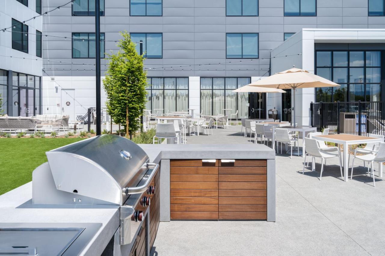 Element San Jose Airport Hotel Bagian luar foto